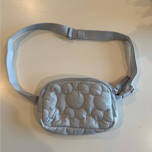 Vera Bradley Disney quilted belt bag in light gray